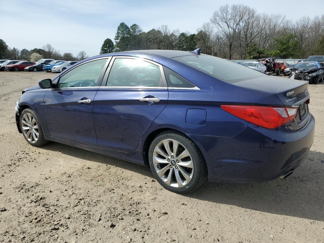 2011 HYUNDAI SONATA SE - Image 2