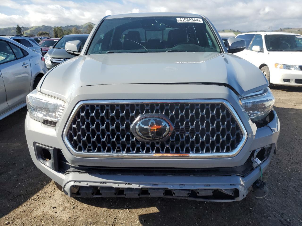 2019 TOYOTA TACOMA DOU - Фото 5