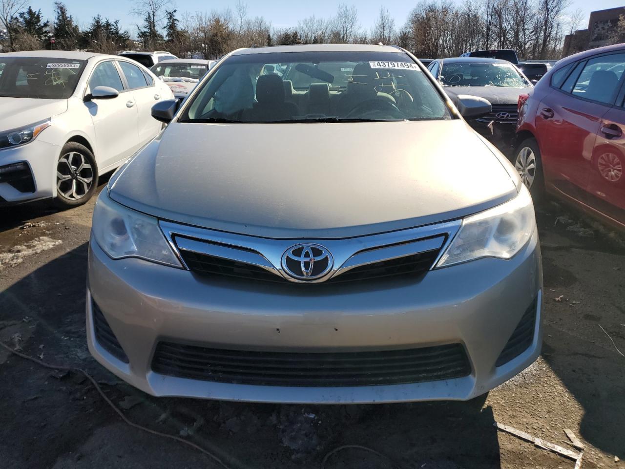 2014 TOYOTA CAMRY L - Фото 5