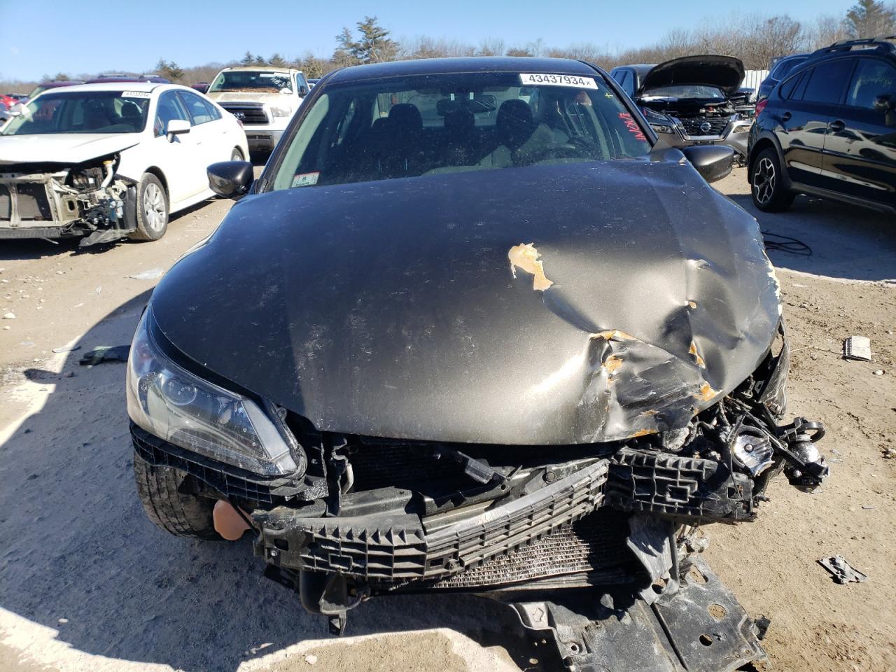 2014 HONDA ACCORD LX - Image 5
