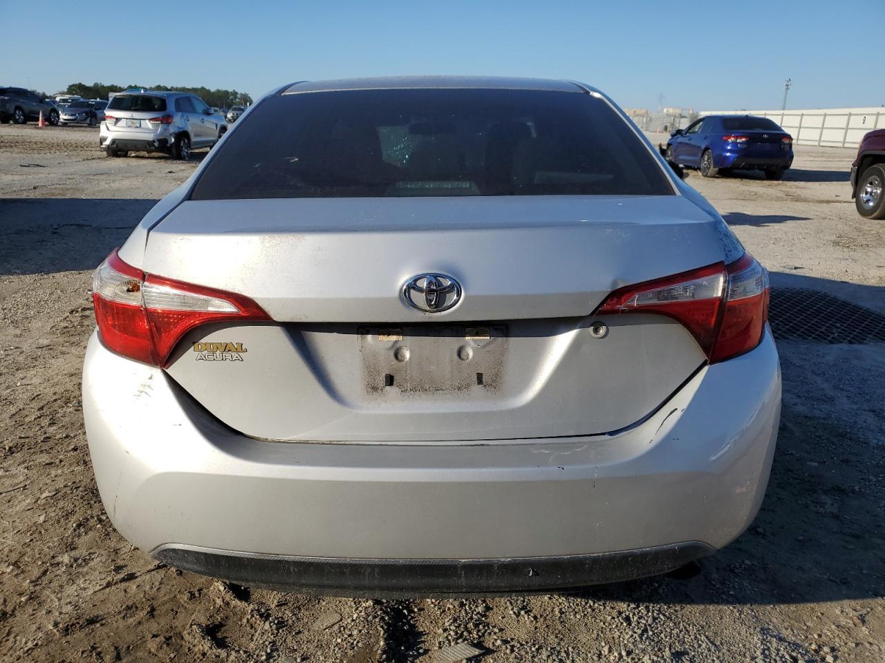 2016 TOYOTA COROLLA L - Фото 6