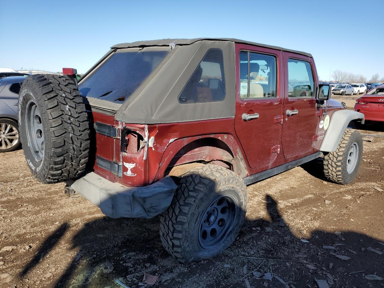2010 JEEP WRANGLER U - Image 3
