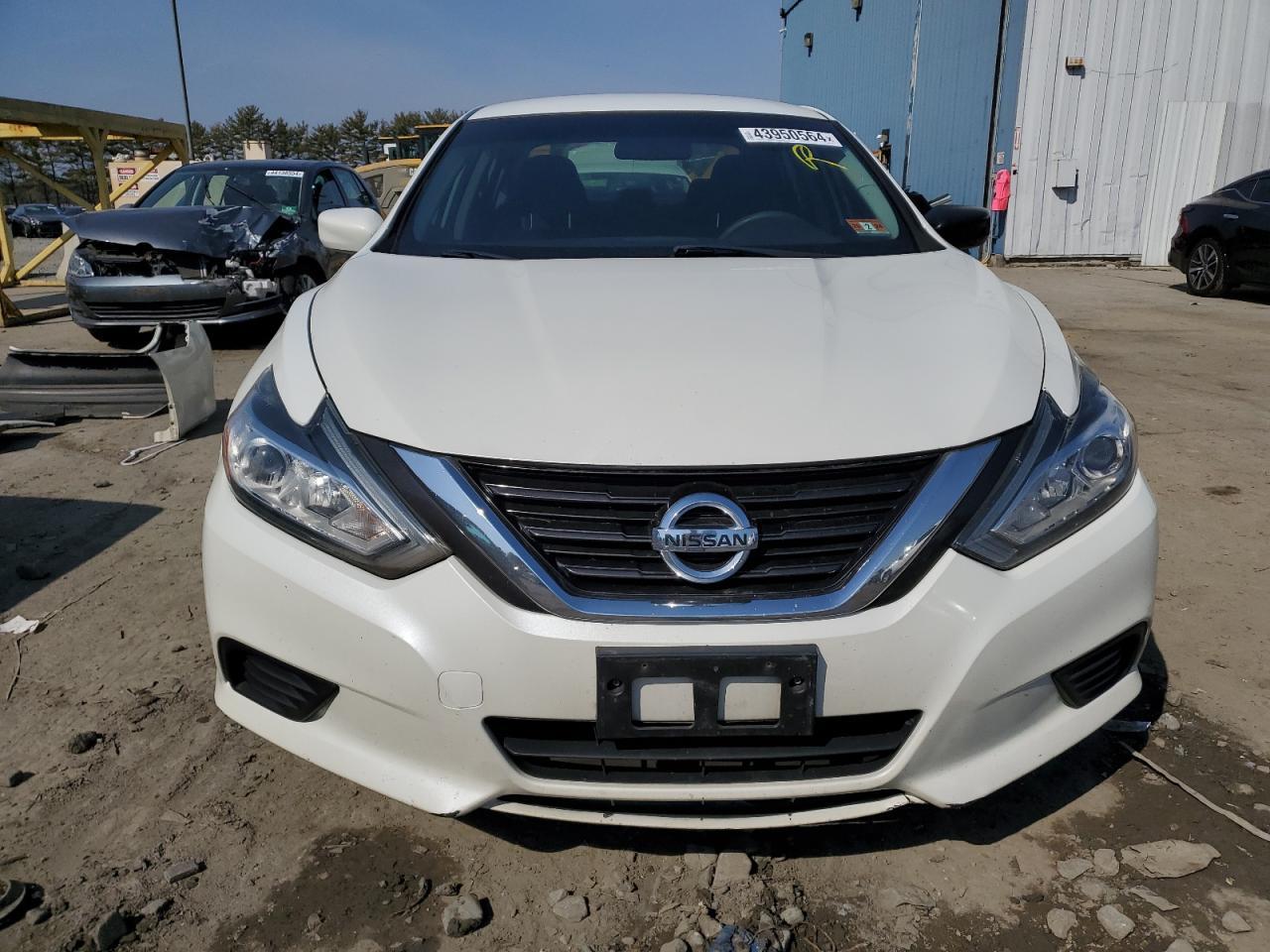 2017 NISSAN ALTIMA 2.5 - Фото 5