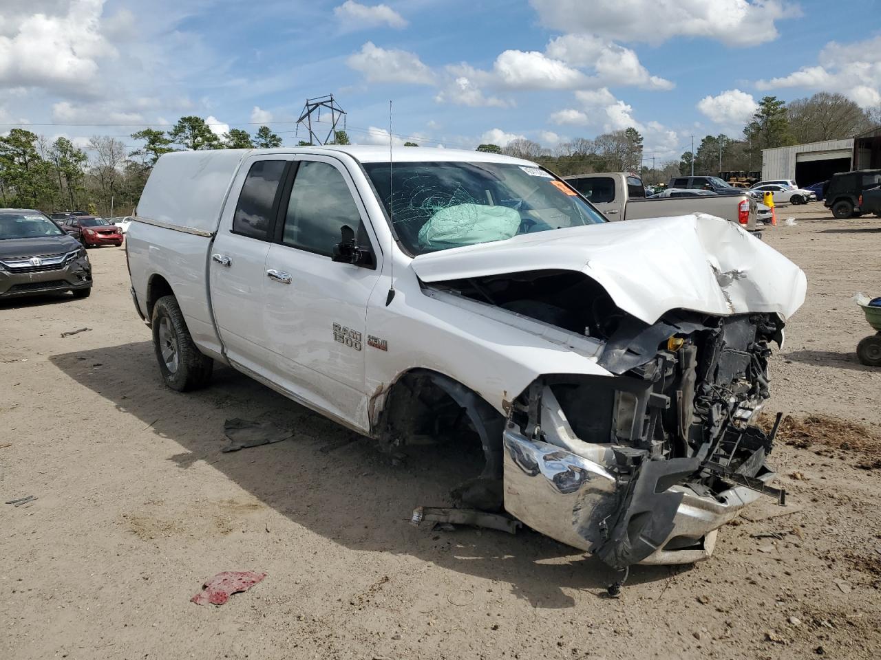 2017 RAM 1500 SLT - Image 4
