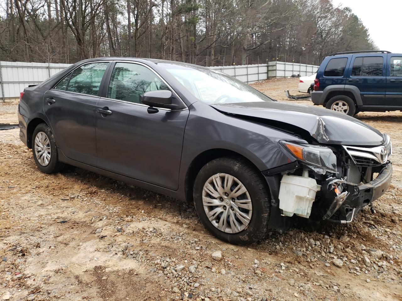 2014 TOYOTA CAMRY L - Фото 4