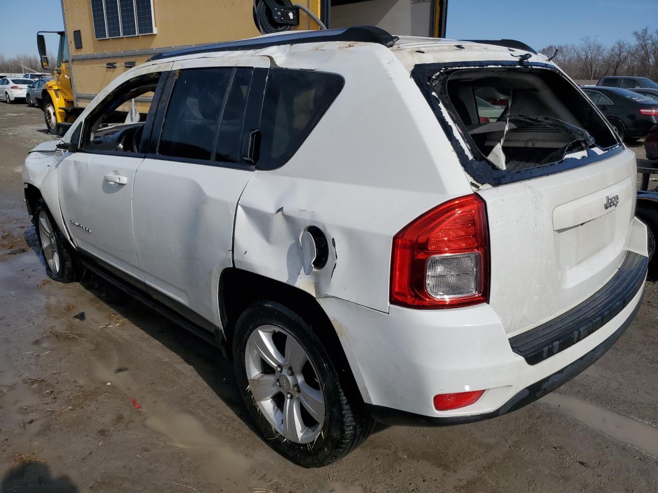 2011 JEEP COMPASS SP - Фото 2