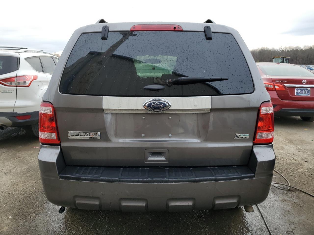 2012 FORD ESCAPE LIM - Image 6