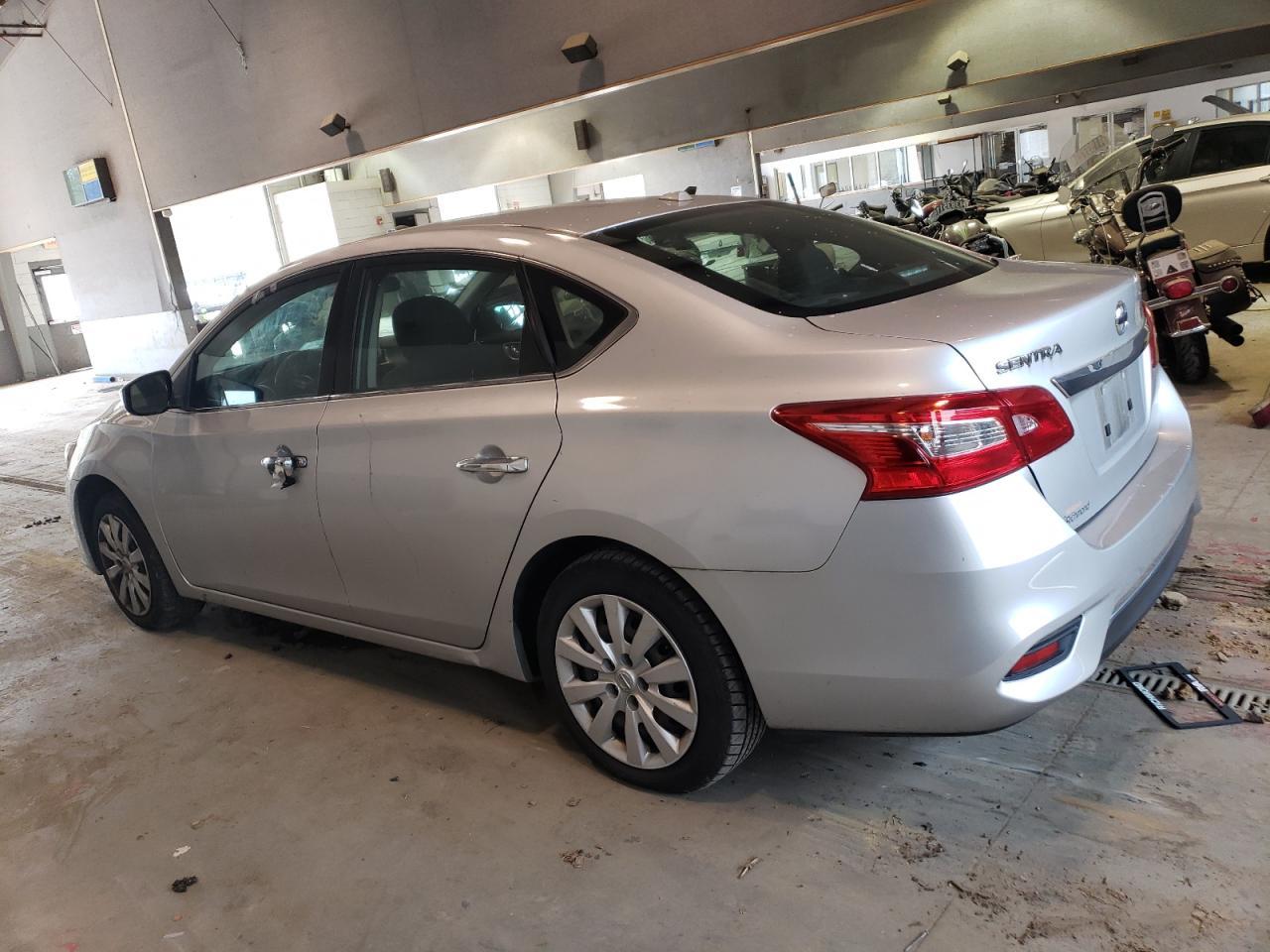 2017 NISSAN SENTRA S - Фото 2