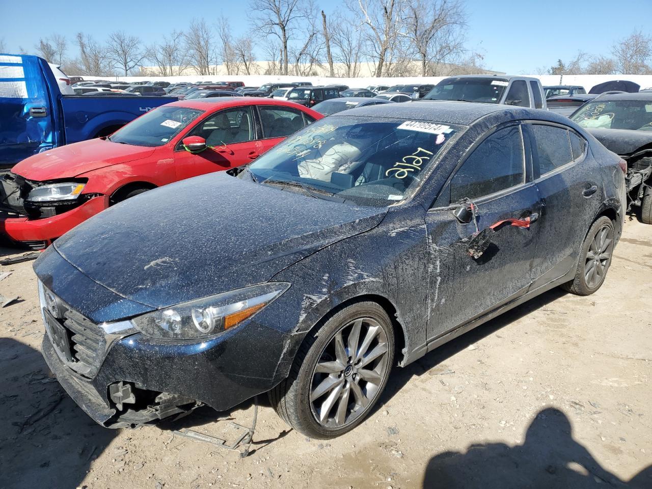 2018 MAZDA 3 TOURING car image