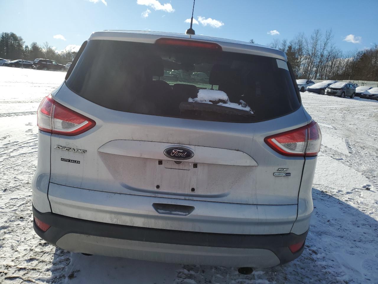 2015 FORD ESCAPE SE - Image 6