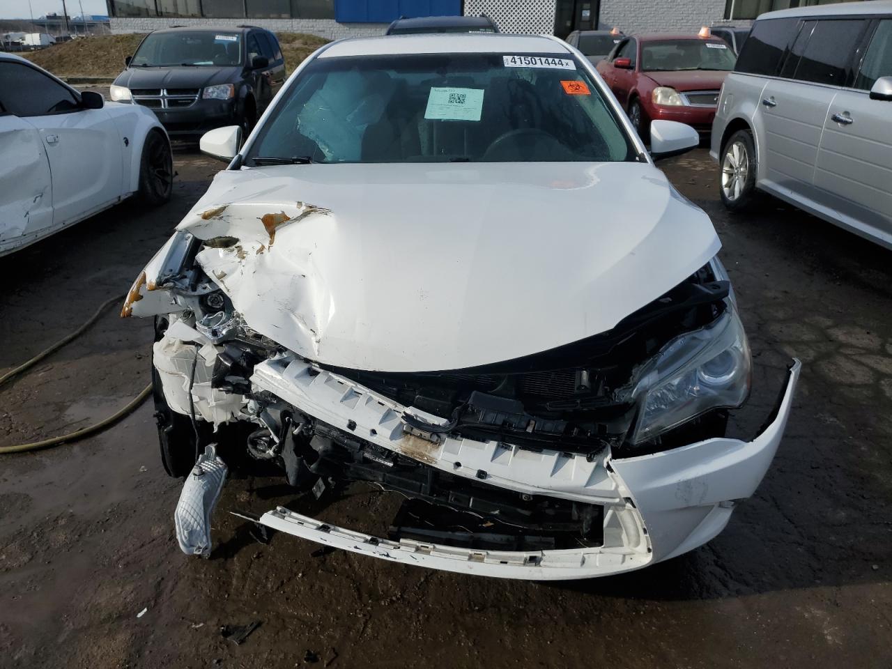 2017 TOYOTA CAMRY LE - Image 5