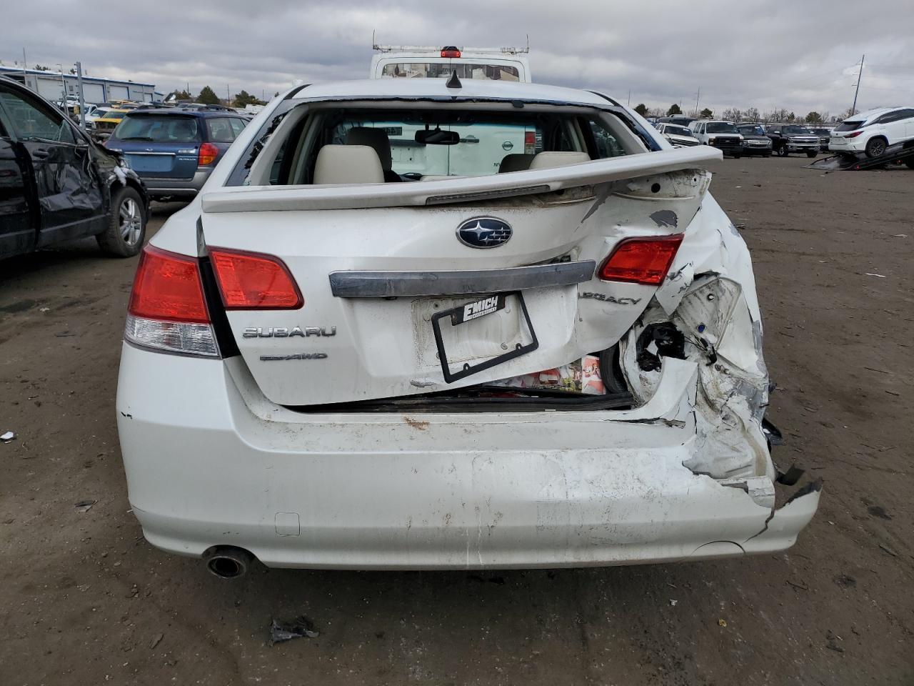 2011 SUBARU LEGACY 2.5 - Image 6