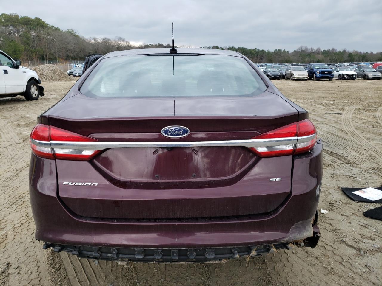 2017 FORD FUSION SE - Фото 6
