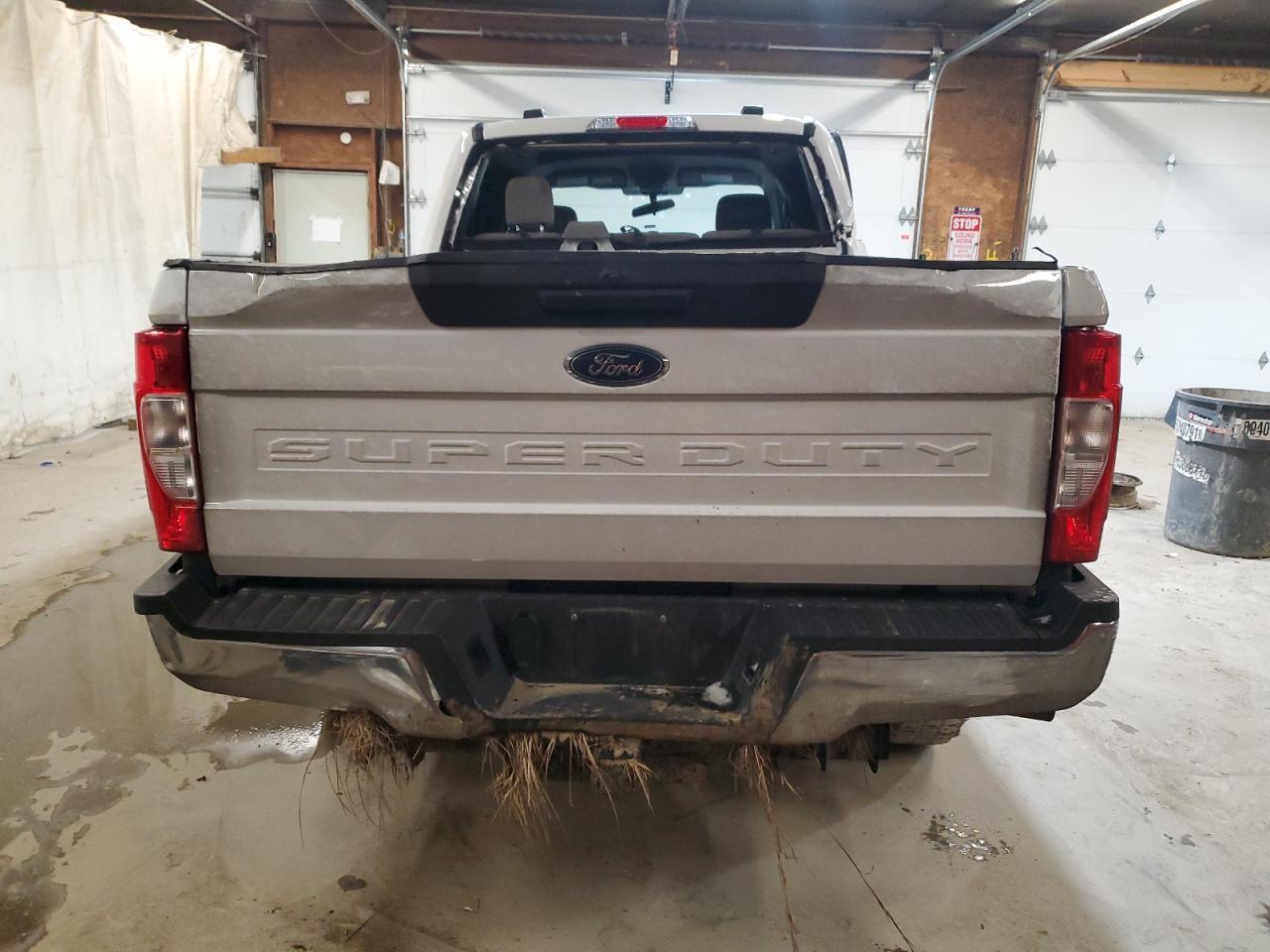 2022 FORD F250 SUPER - Фото 6