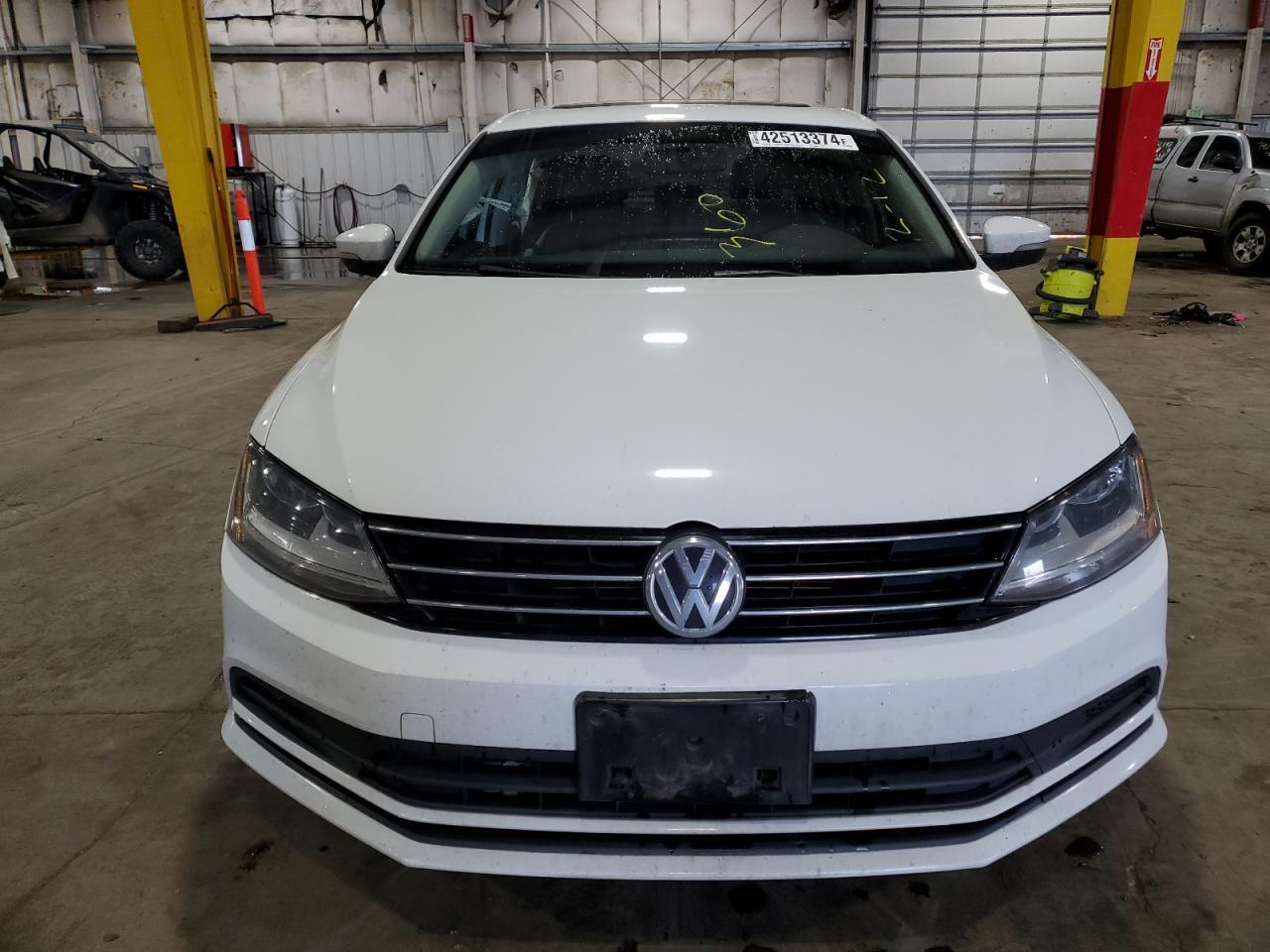 2017 VOLKSWAGEN JETTA SE - Фото 5