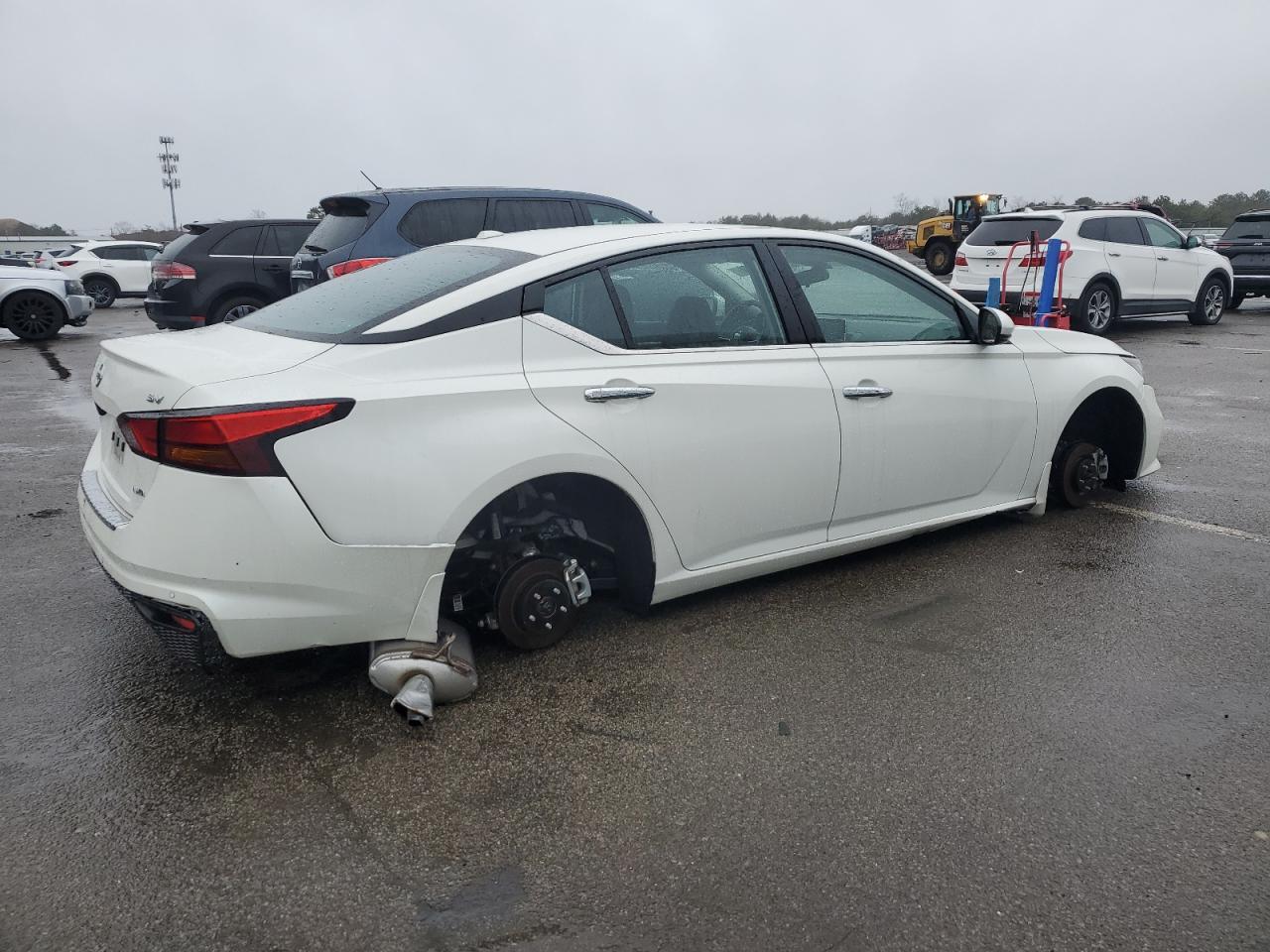 2022 NISSAN ALTIMA SV - Image 3