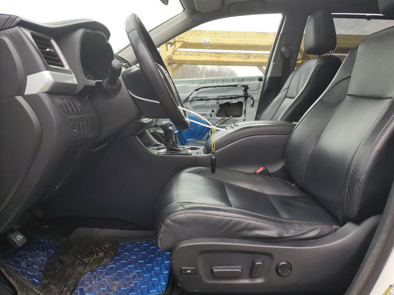 2015 TOYOTA HIGHLANDER - Image 7