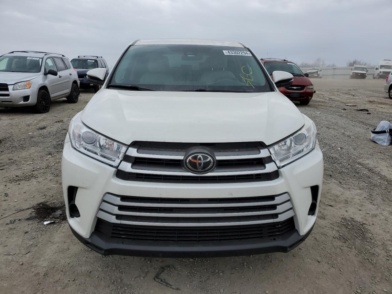 2018 TOYOTA HIGHLANDER - Фото 5