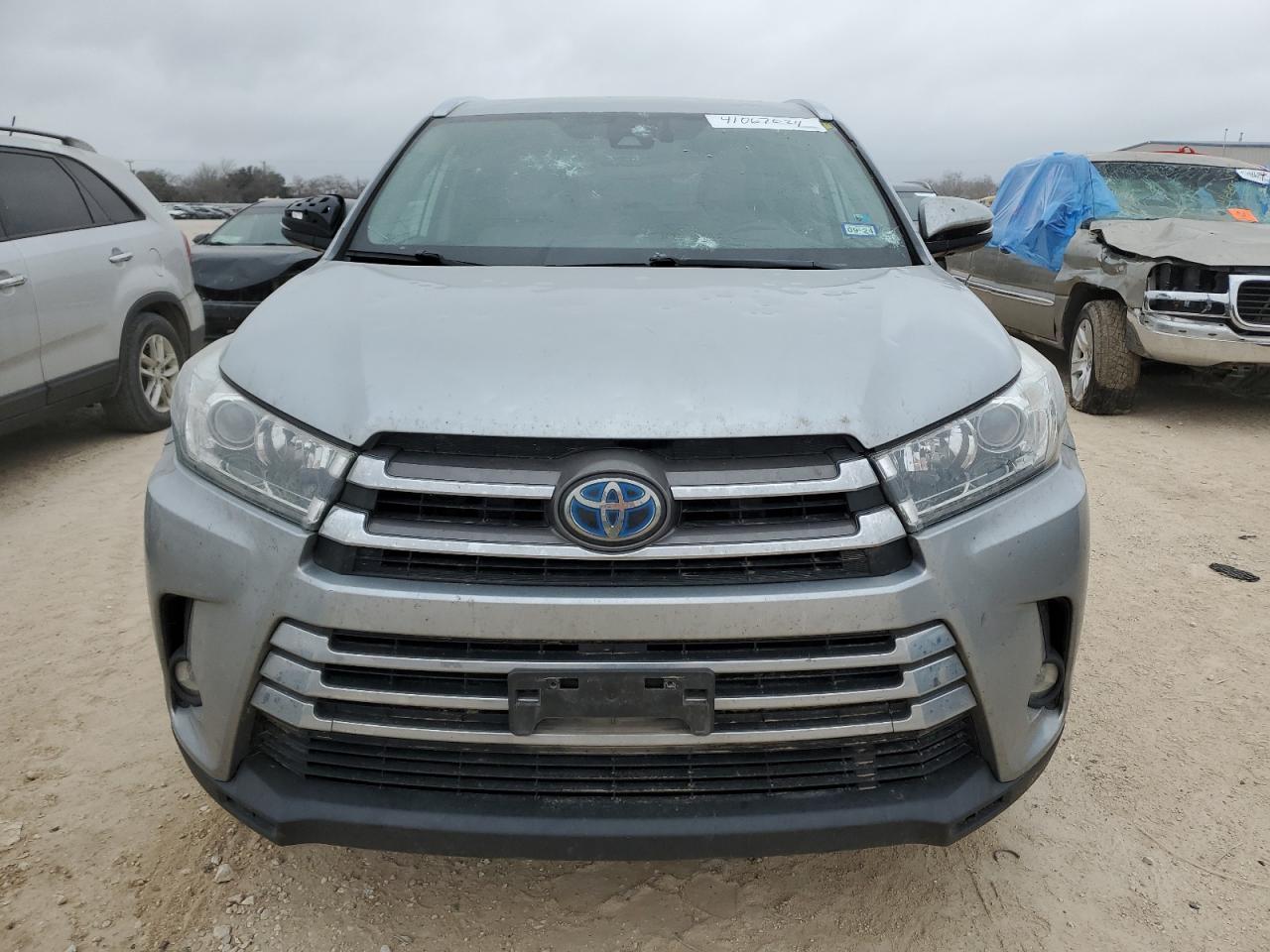 2019 TOYOTA HIGHLANDER - Фото 5