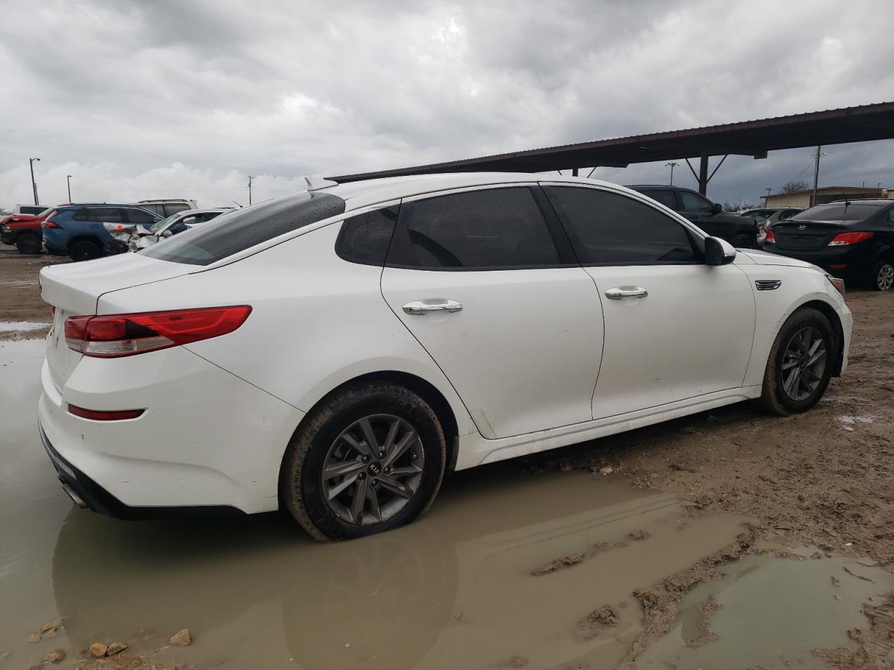 2020 KIA OPTIMA LX - Фото 3