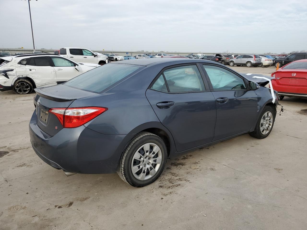 2015 TOYOTA COROLLA L - Фото 3