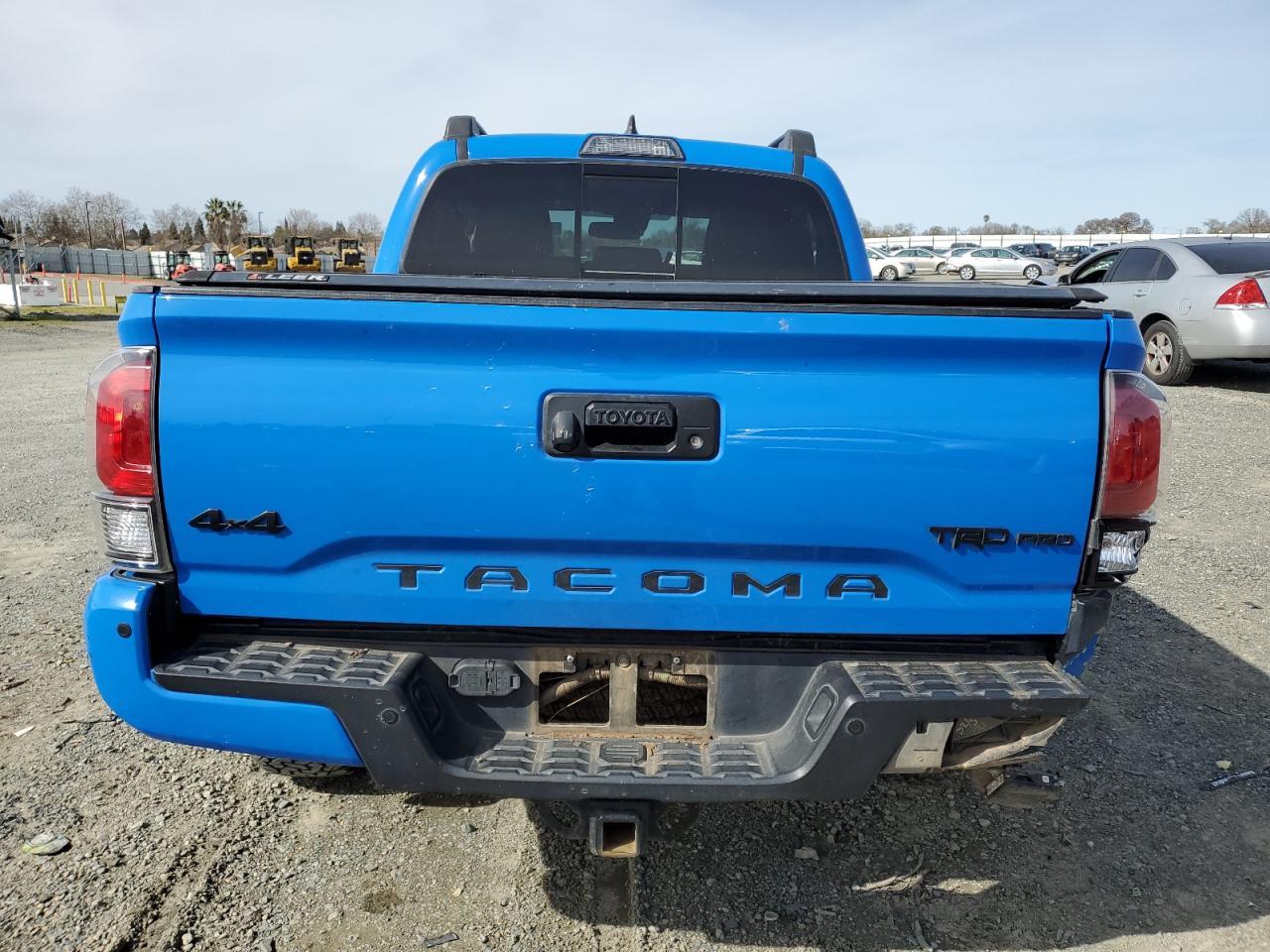 2019 TOYOTA TACOMA DOU - Фото 6