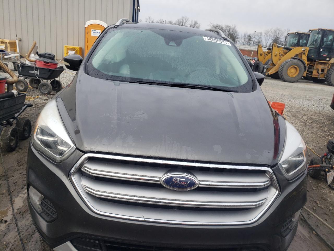 2017 FORD ESCAPE TIT - Image 5