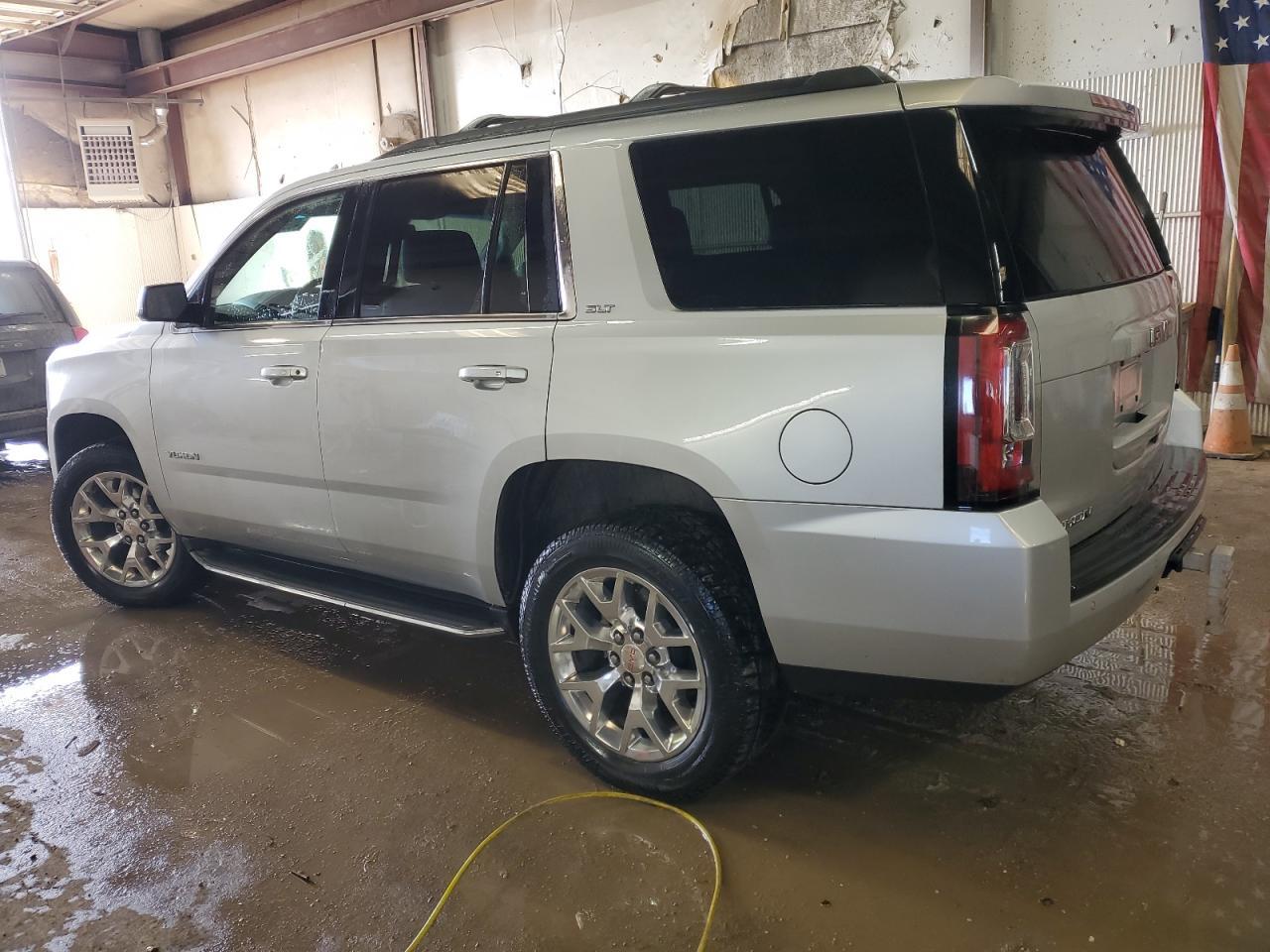 2016 GMC YUKON SLT - Image 2