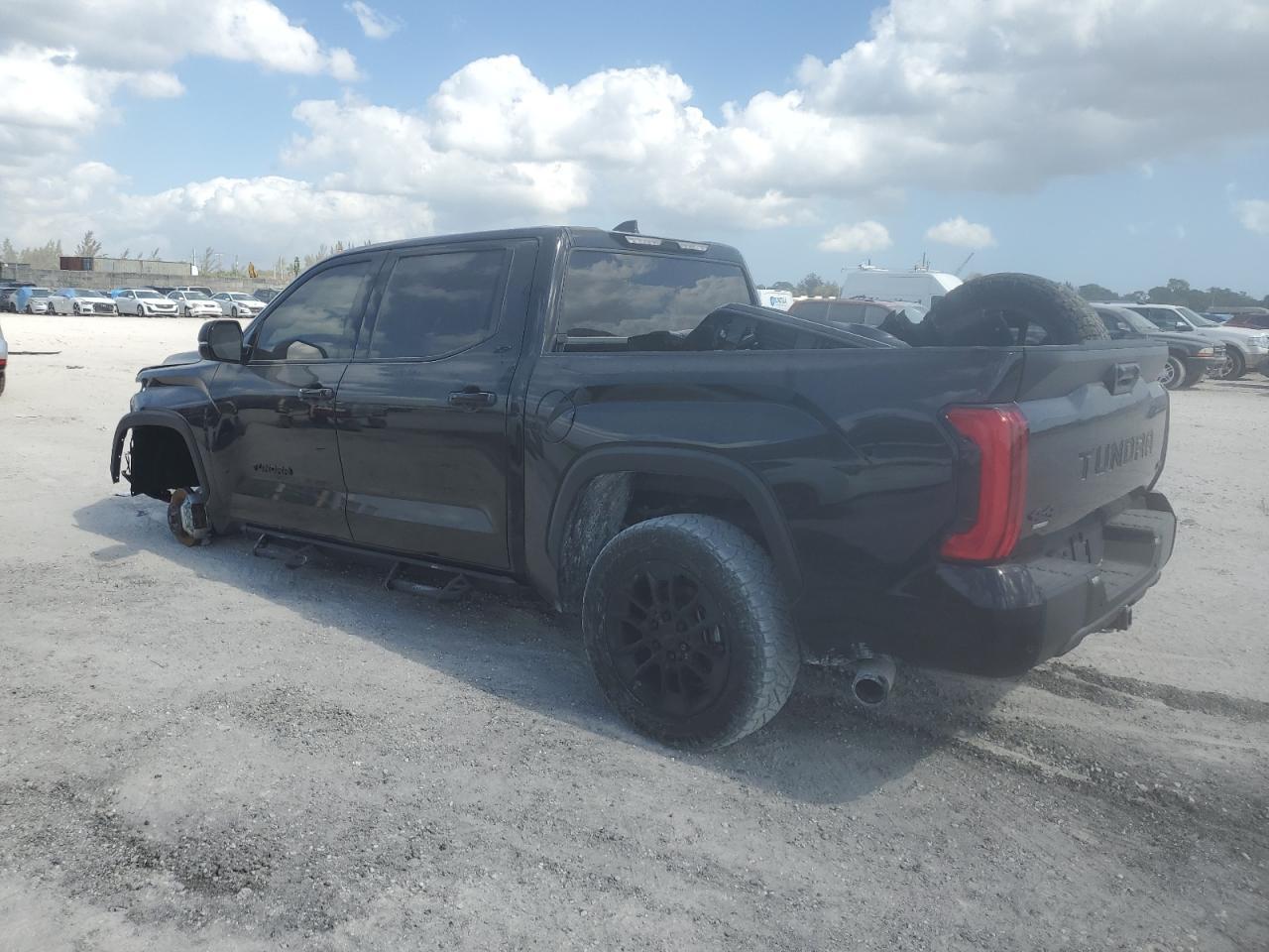 2023 TOYOTA TUNDRA CRE - Фото 2