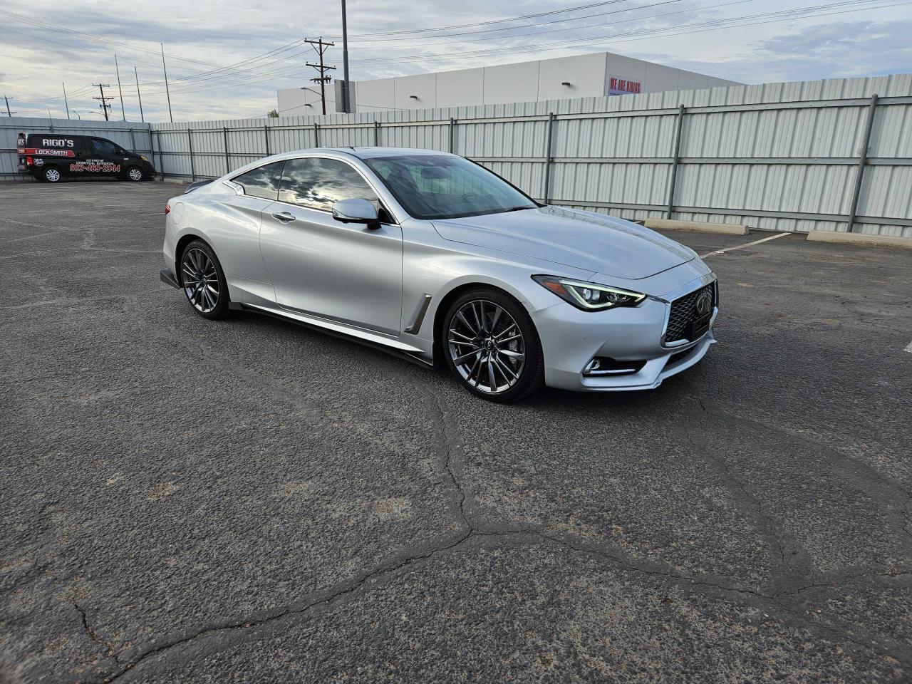 2017 INFINITI Q60 PREMIU car image