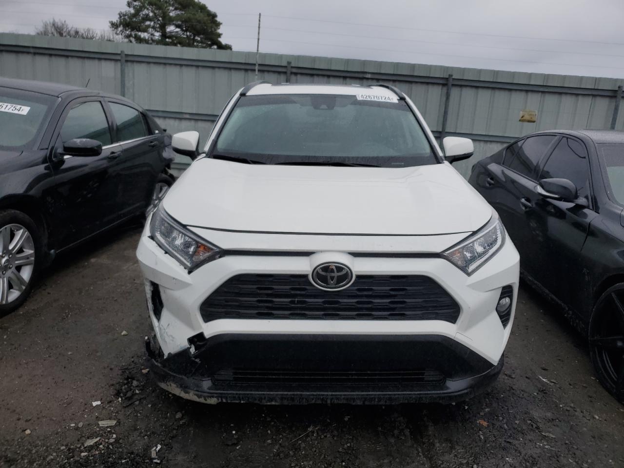 2020 TOYOTA RAV4 XLE P - Image 5