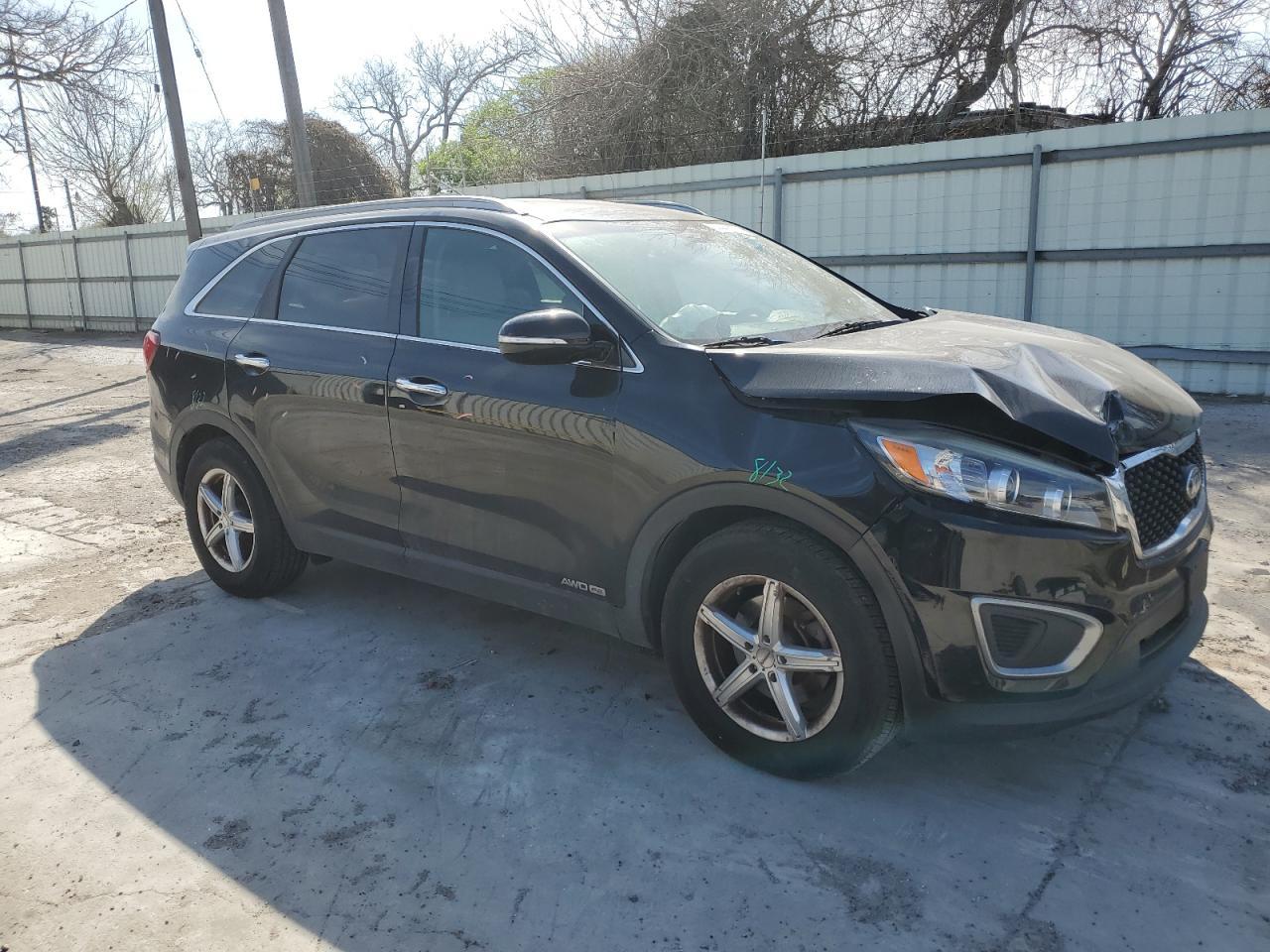 2016 KIA SORENTO LX - Image 4