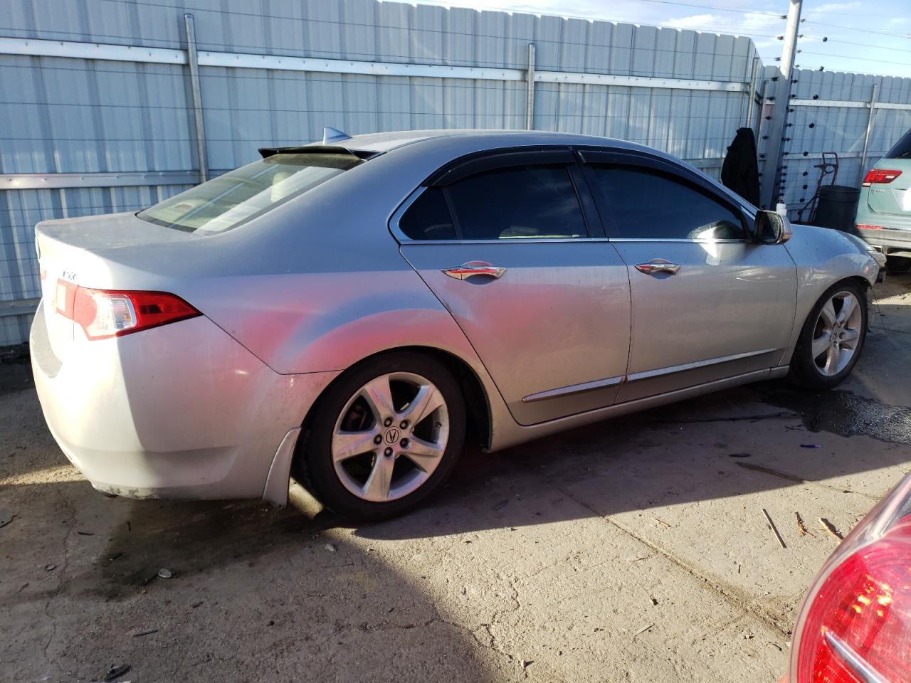 2010 ACURA TSX - Image 3