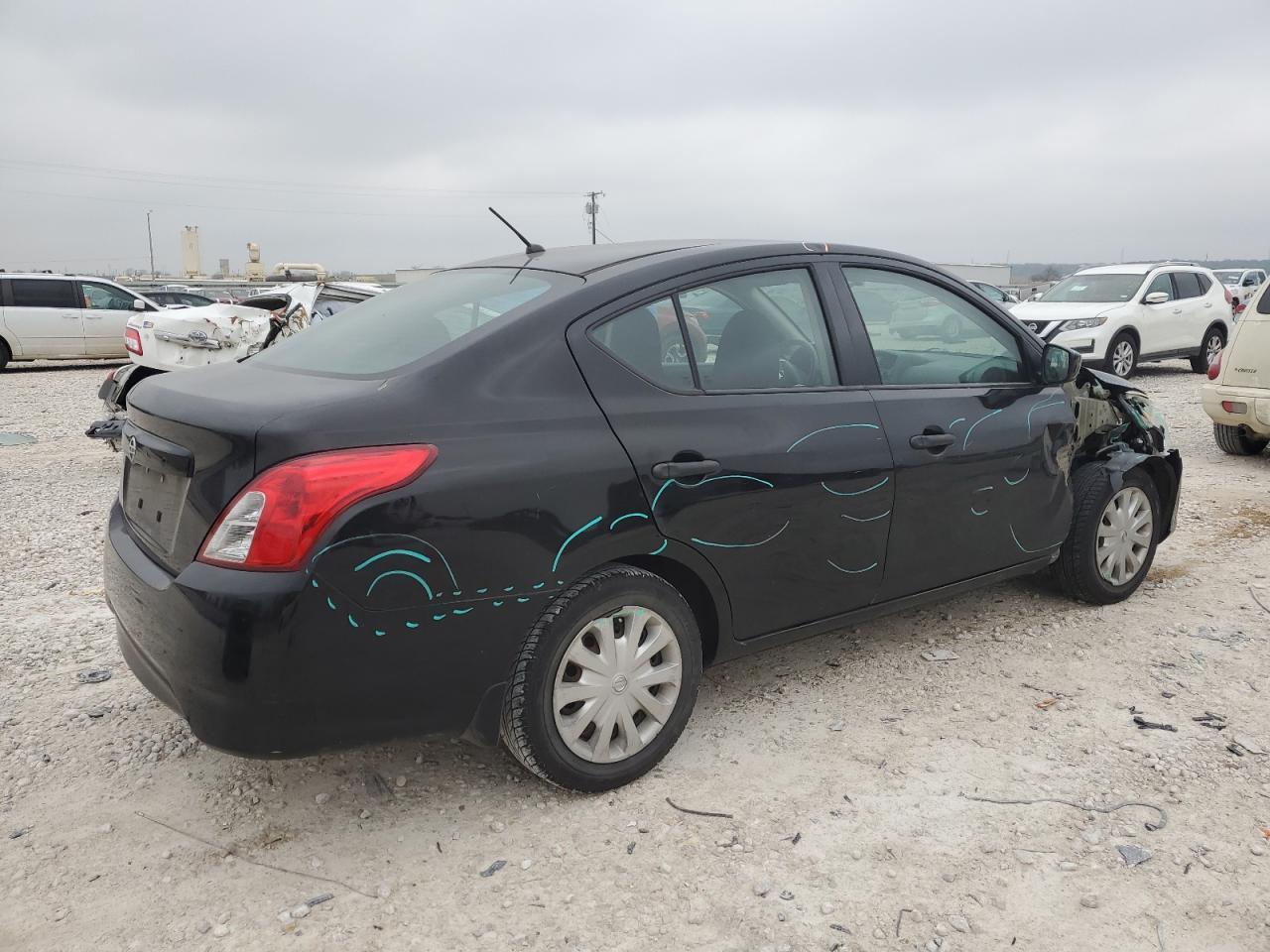 2016 NISSAN VERSA S - Фото 3
