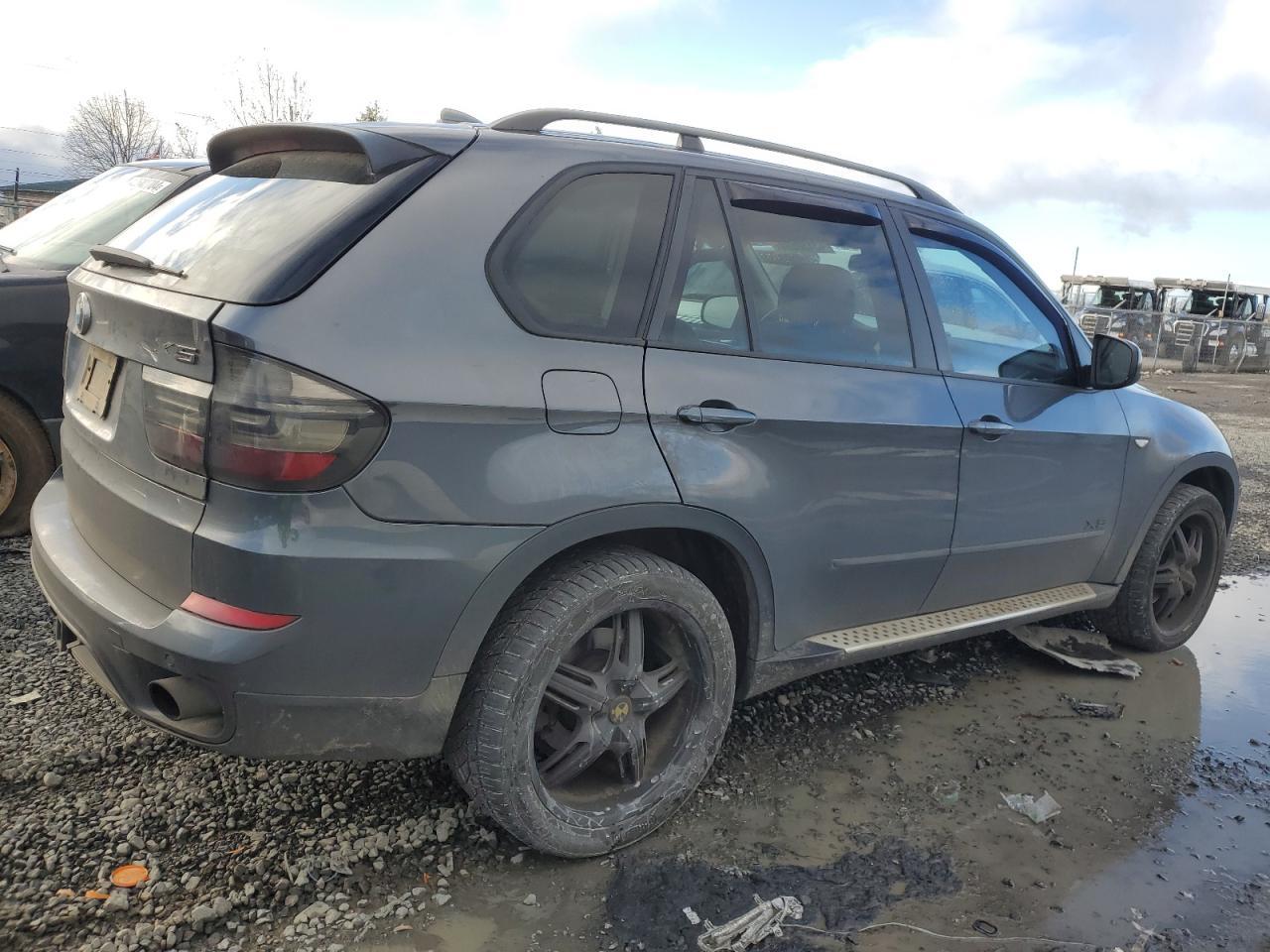 2012 BMW X5 XDRIVE3 - Image 3
