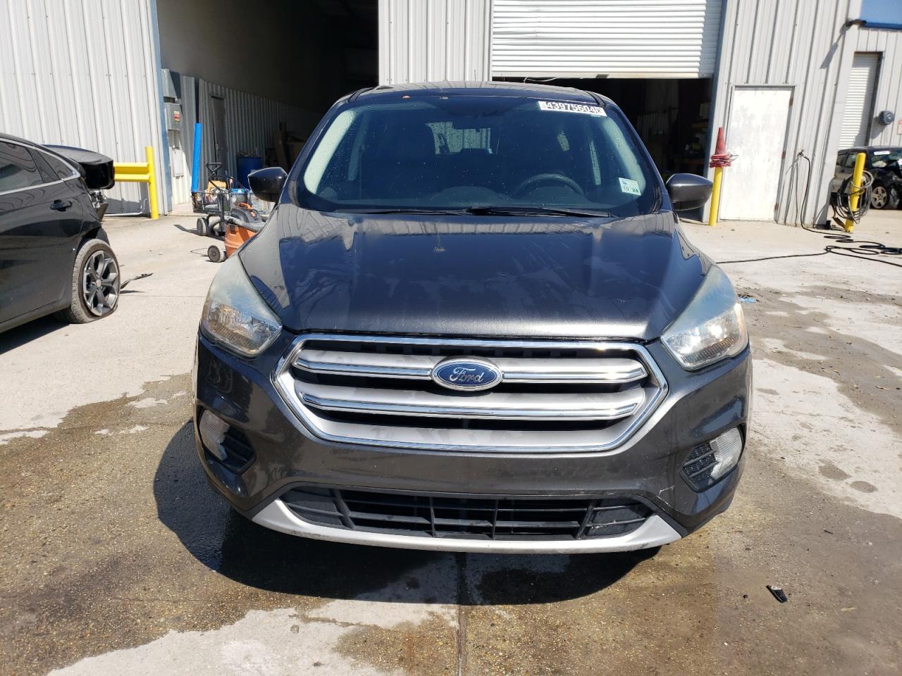 2017 FORD ESCAPE SE - Фото 5