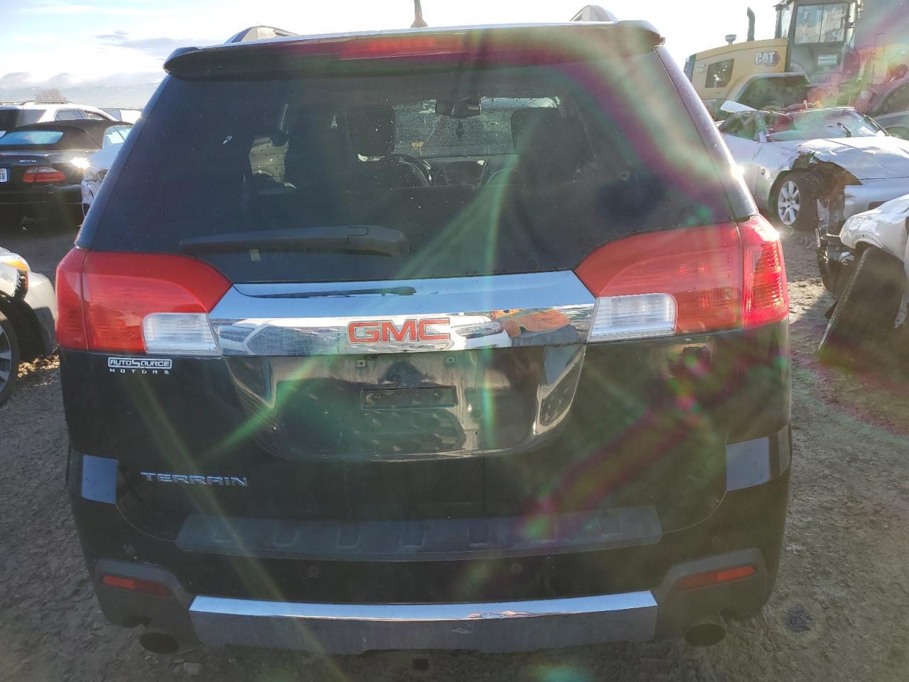 2012 GMC TERRAIN SL - Image 6