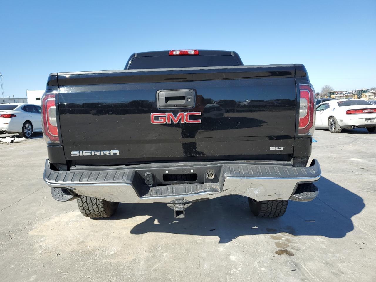 2018 GMC SIERRA K15 - Фото 6