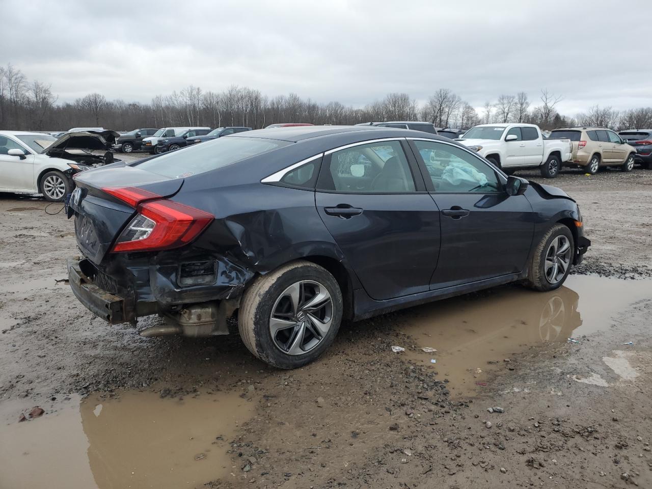 2019 HONDA CIVIC LX - Image 3