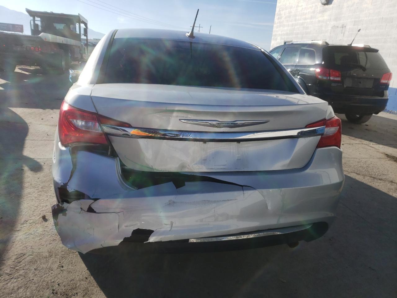2012 CHRYSLER 200 LX - Image 6