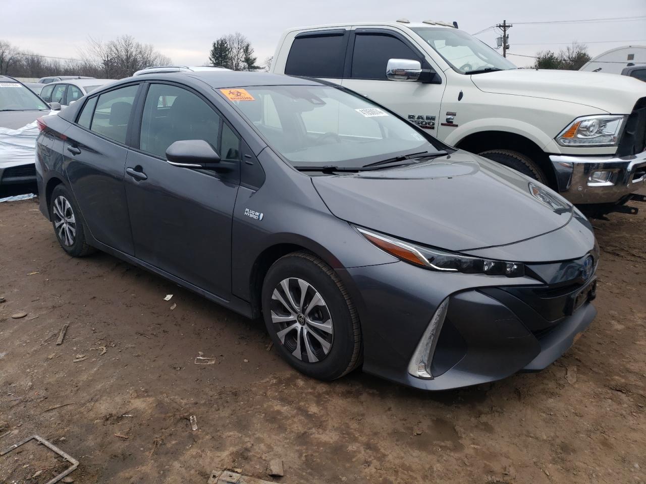 2022 TOYOTA PRIUS PRIM - Image 4