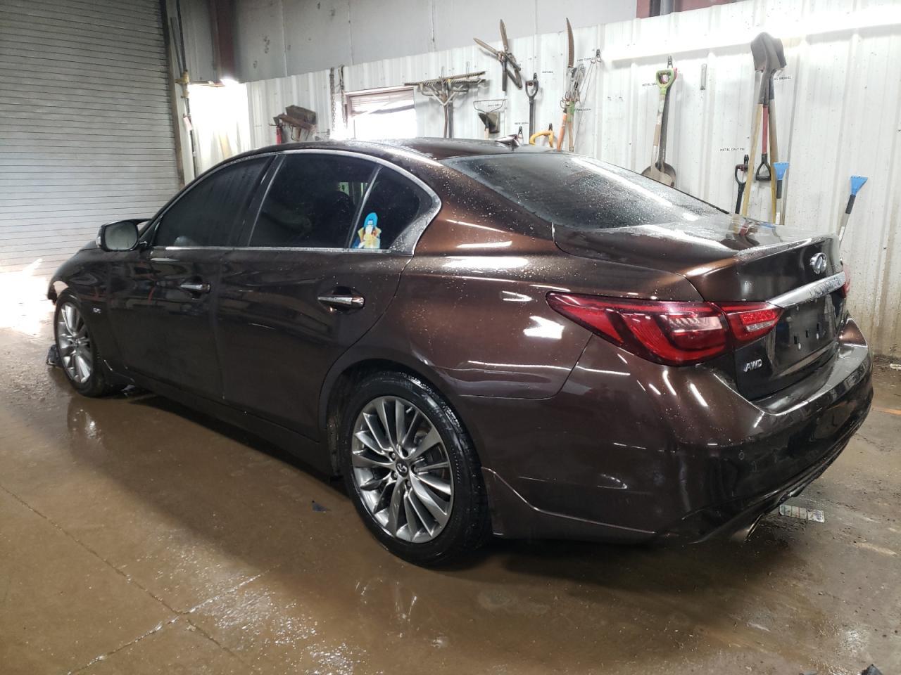 2018 INFINITI Q50 LUXE - Image 2