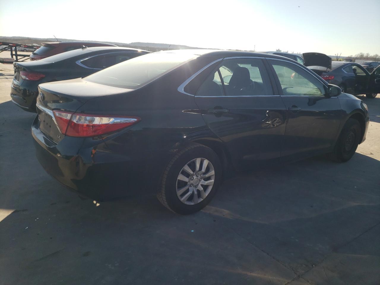 2017 TOYOTA CAMRY LE - Image 3