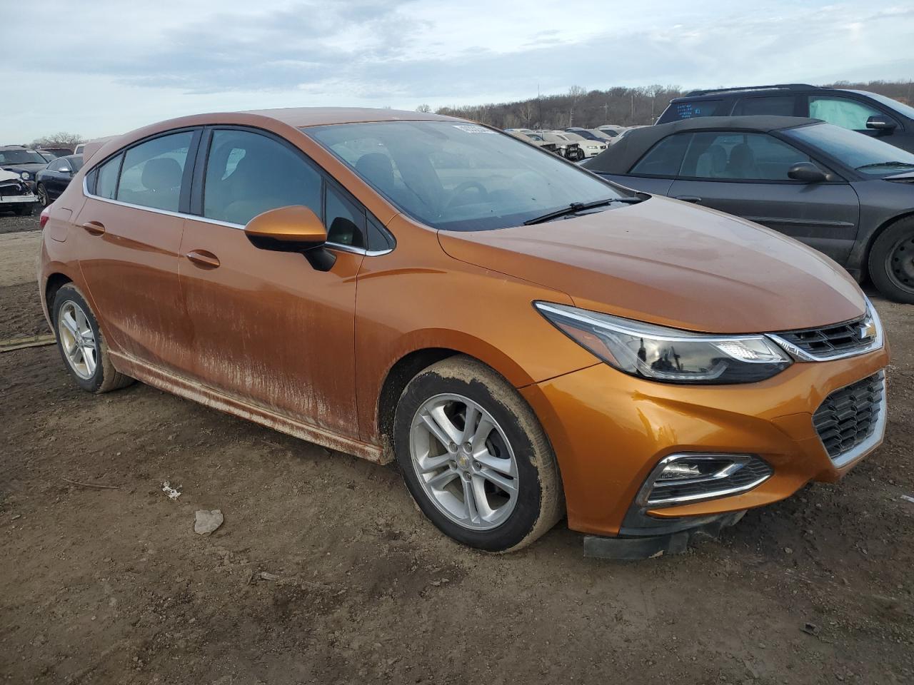 2017 CHEVROLET CRUZE LT - Image 4