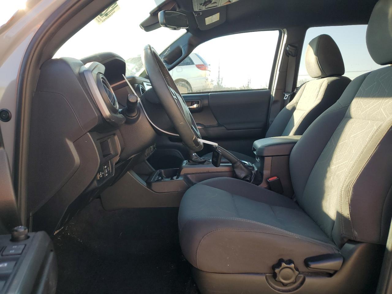 2019 TOYOTA TACOMA DOU - Фото 7