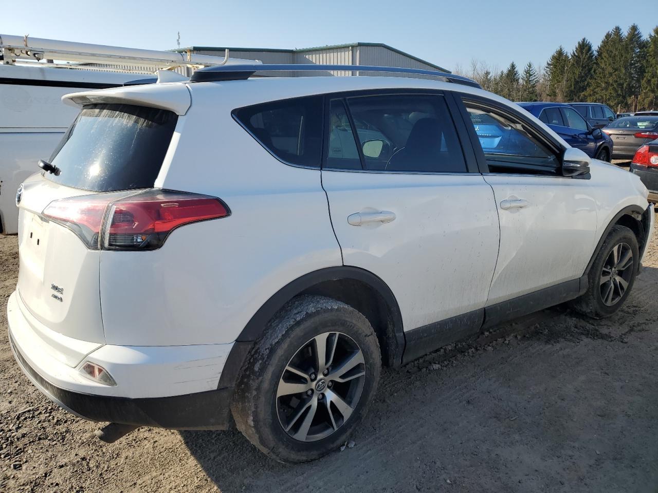 2018 TOYOTA RAV4 ADVEN - Image 3