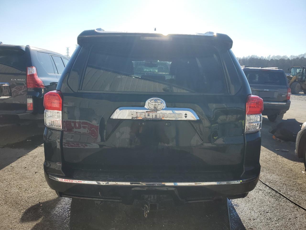 2011 TOYOTA 4RUNNER SR - Image 6