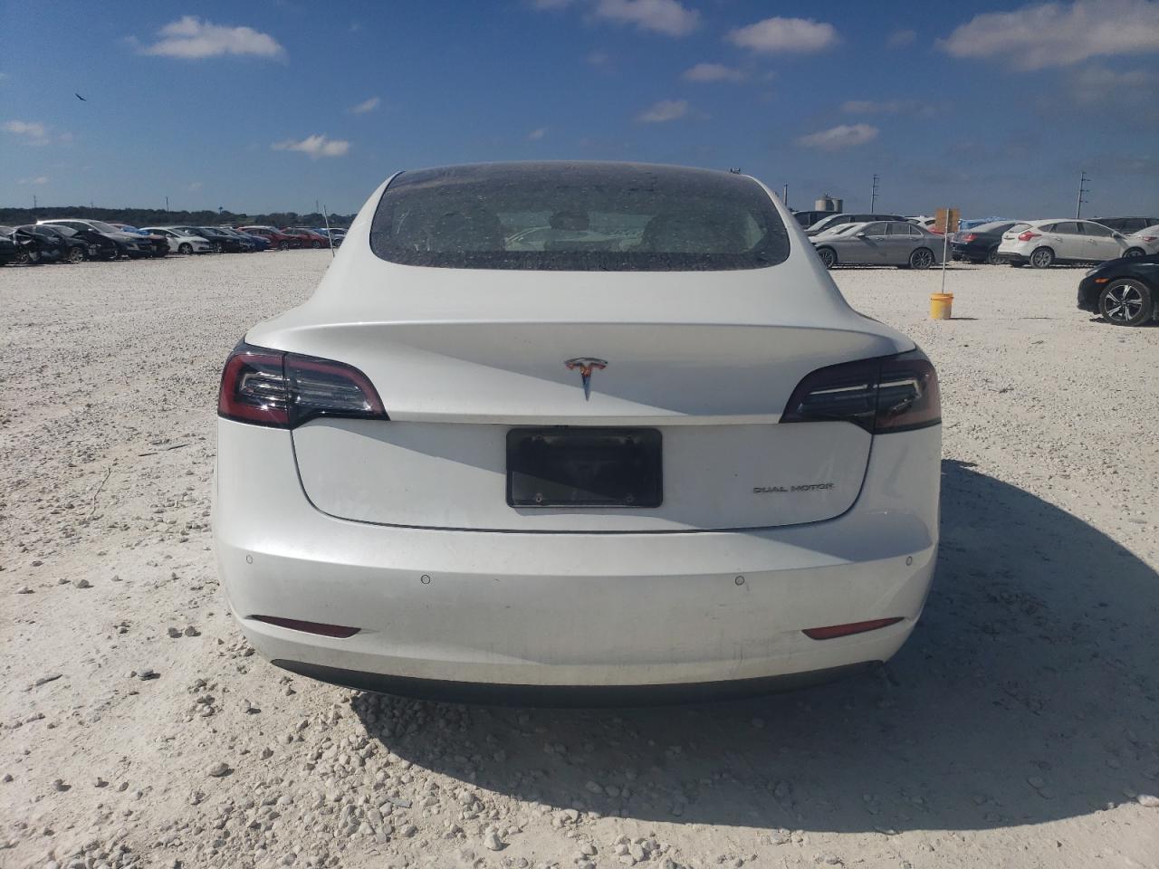 2019 TESLA MODEL 3 - Image 6