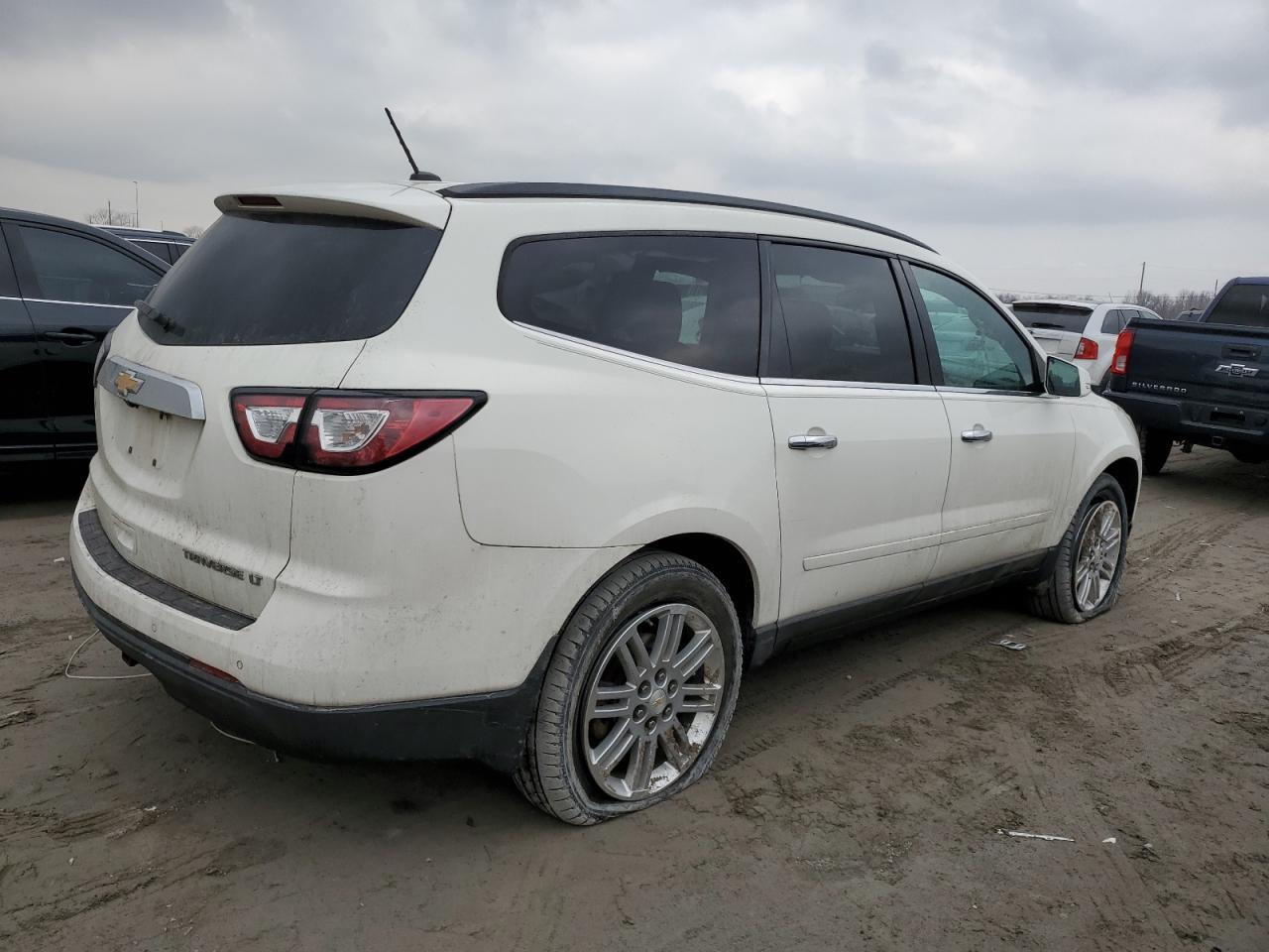 2015 CHEVROLET TRAVERSE L - Image 3