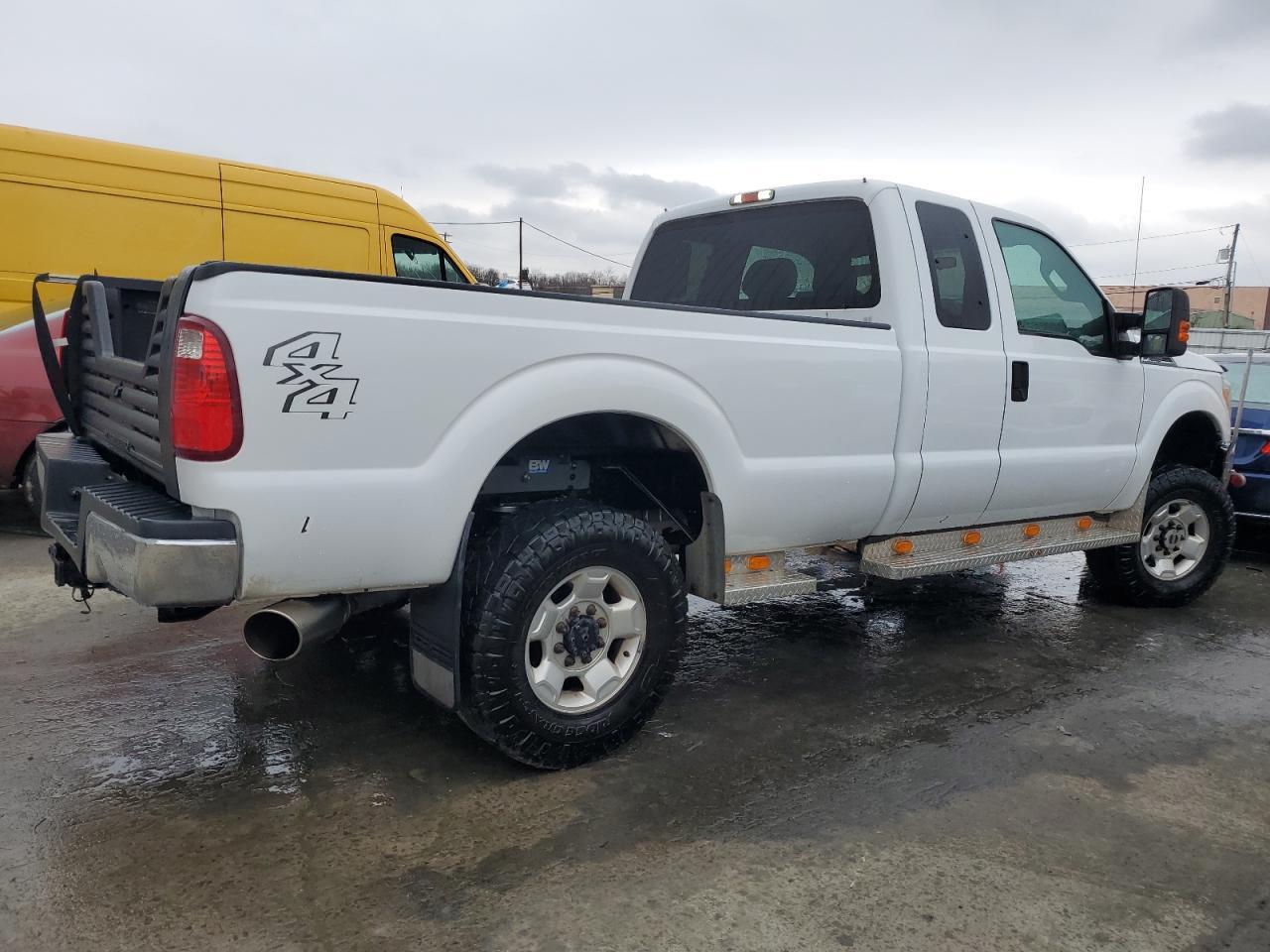2012 FORD F250 SUPER - Image 3